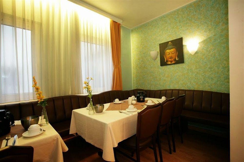 Hotel An Der Oper Duesseldorf Kültér fotó